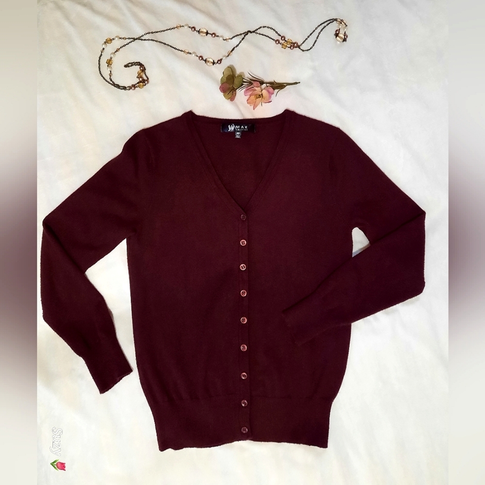 YE MAK Deep Burgundy Sweater, Button-Up, V-Neck